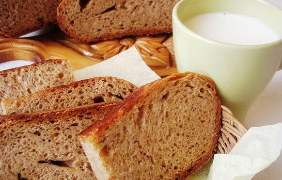 pane nero con kefir come parte della dieta giapponese