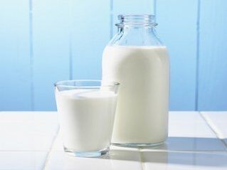 Il kefir è un utile prodotto a base di latte fermentato che favorisce la perdita di peso